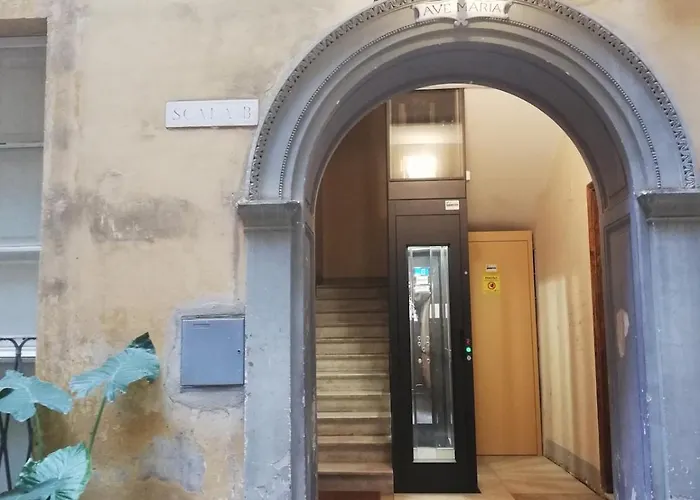 In Borgo Vittorio Scala B *